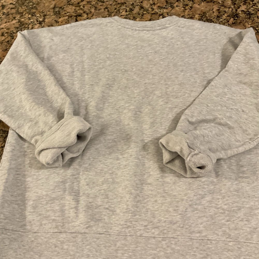 Vineyard Vines Light Gray Crewneck Sweater - Picture 5 of 6